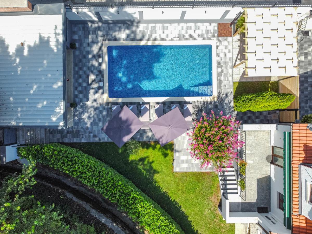 The Oasis Villa Trilj Exterior photo
