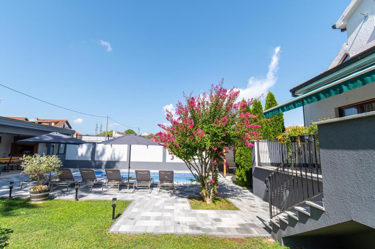 The Oasis Villa Trilj Exterior photo